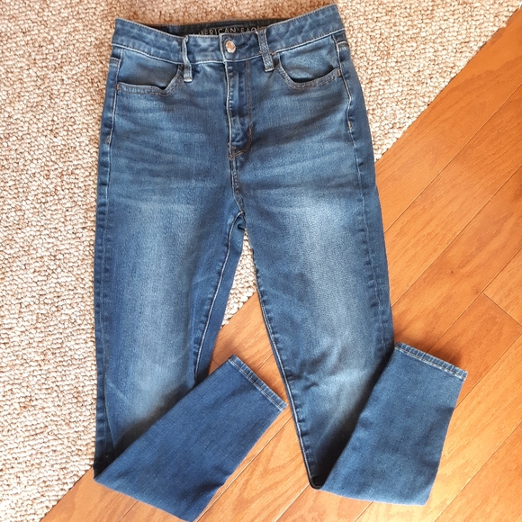 American Eagle Super Hi Rise Jegging Jeans size 4 Short - Picture 4 of 16